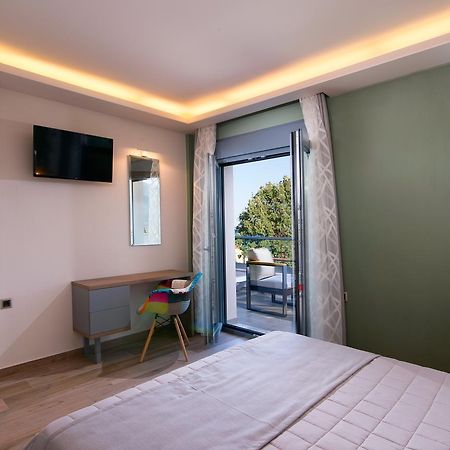 Semiramis Luxury Suites Chrysi Ammoudia Exterior foto