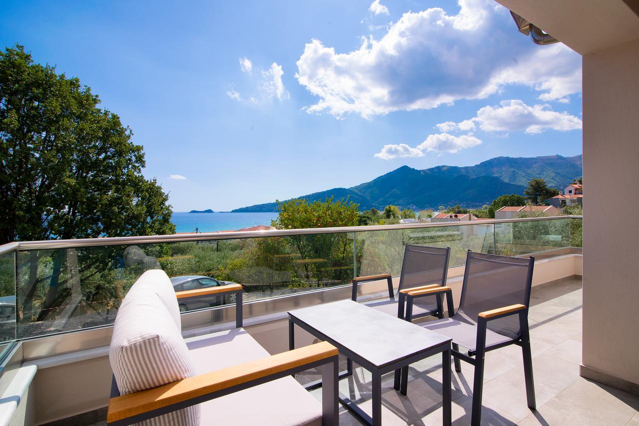 Semiramis Luxury Suites Chrysi Ammoudia Exterior foto
