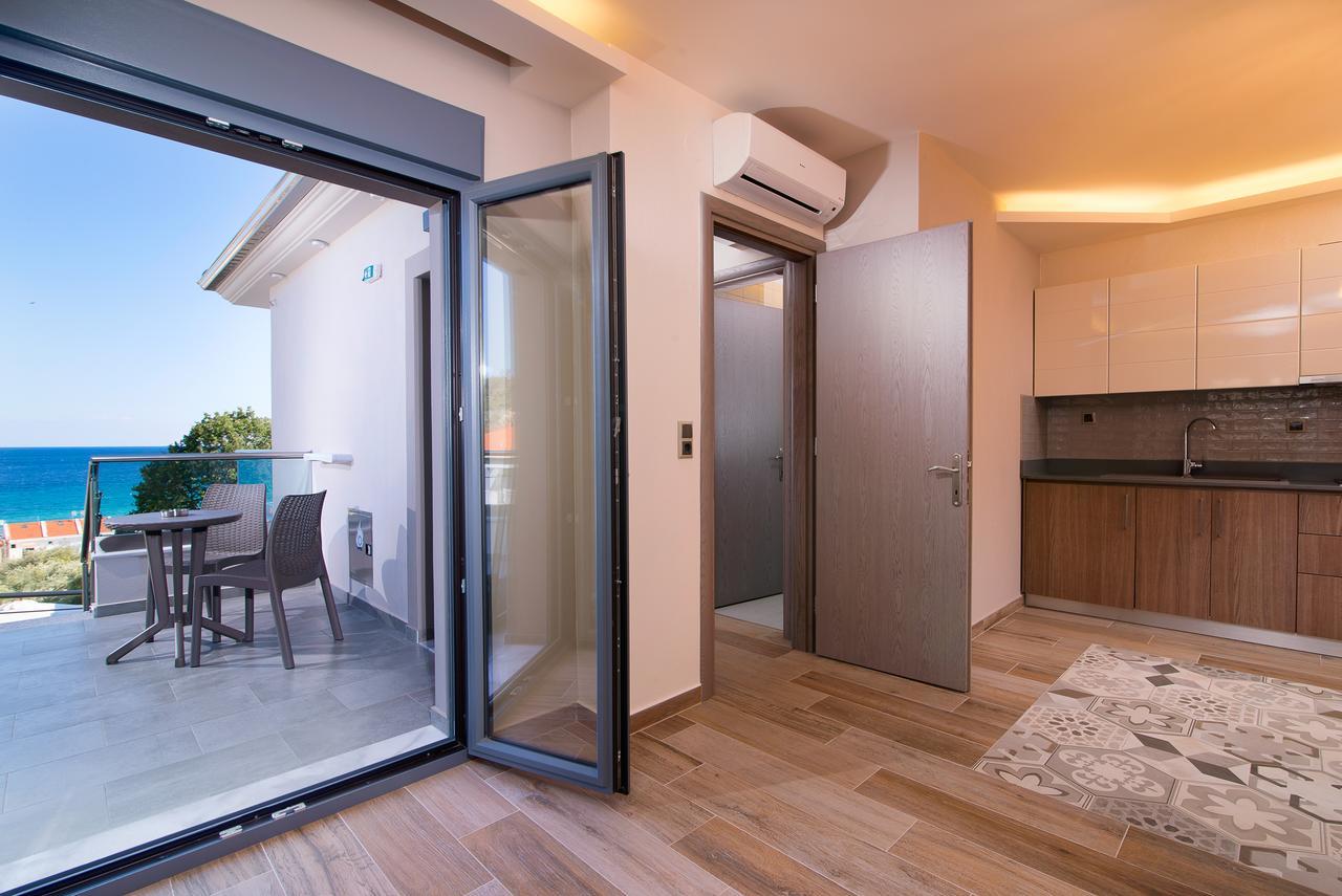Semiramis Luxury Suites Chrysi Ammoudia Exterior foto