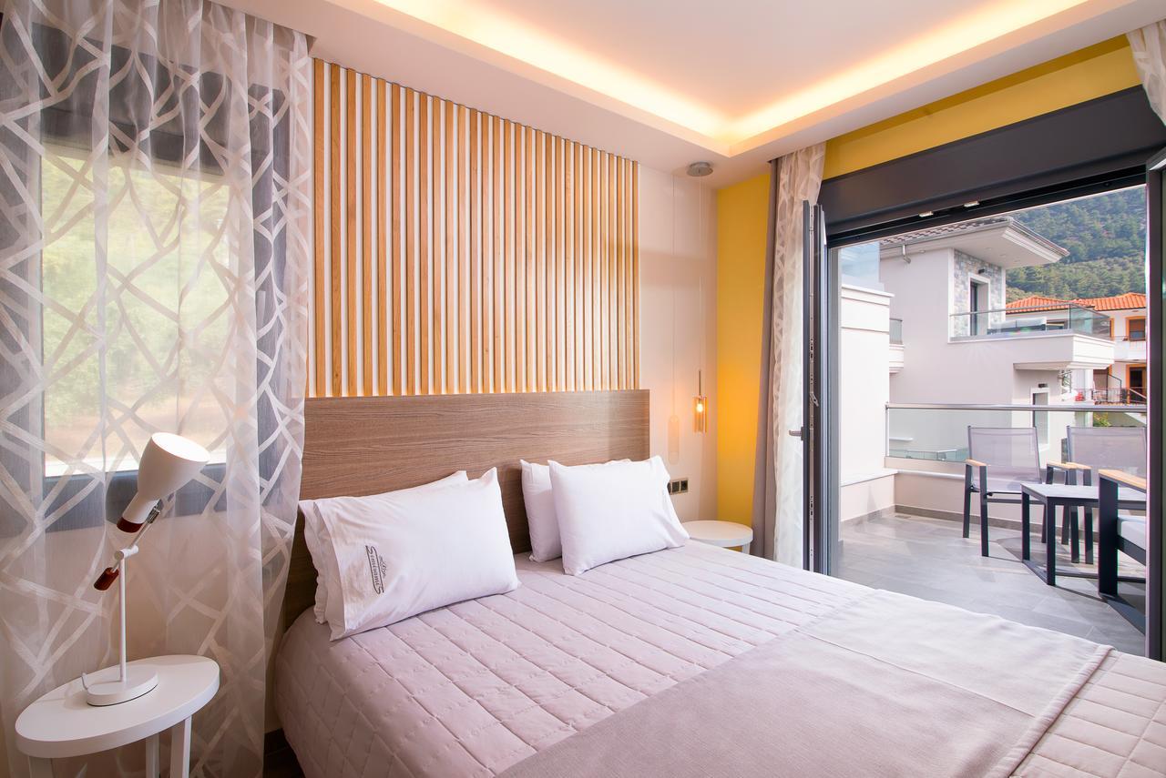 Semiramis Luxury Suites Chrysi Ammoudia Exterior foto