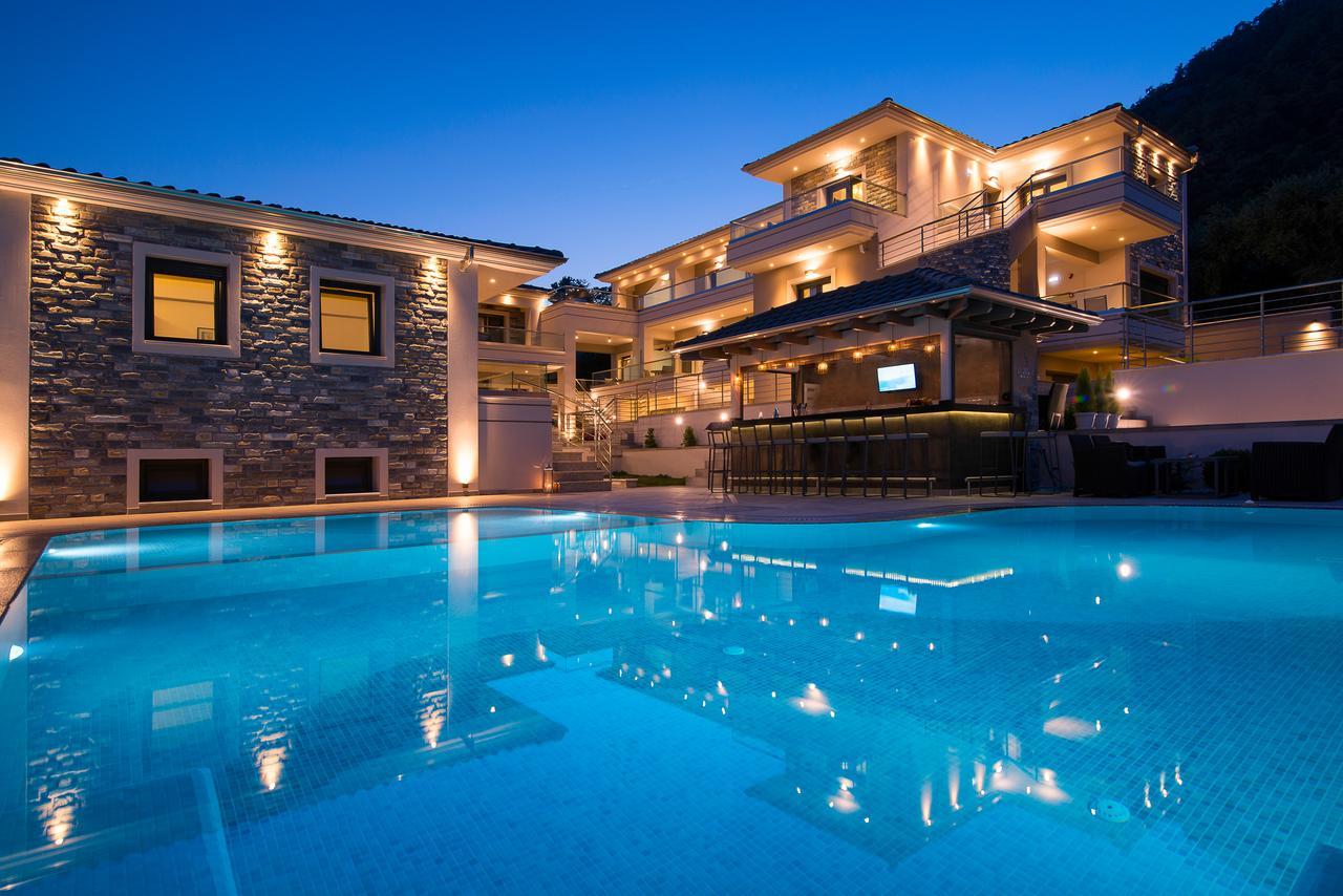Semiramis Luxury Suites Chrysi Ammoudia Exterior foto