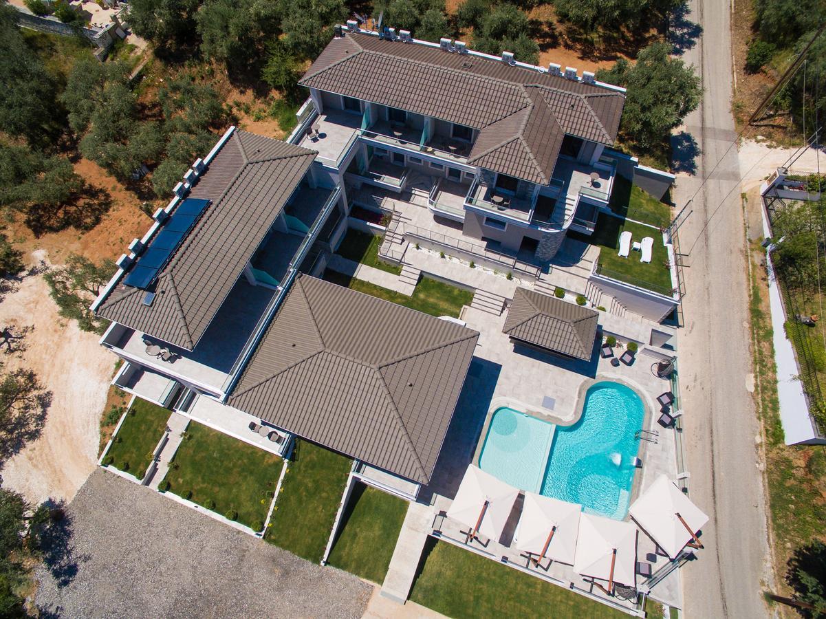 Semiramis Luxury Suites Chrysi Ammoudia Exterior foto